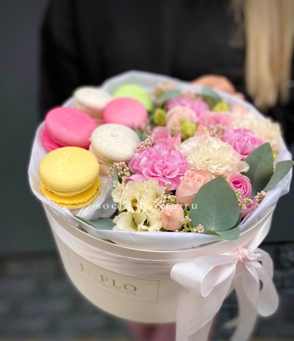 акционная подборка летних букетов с подсолнухами в ростовской студии