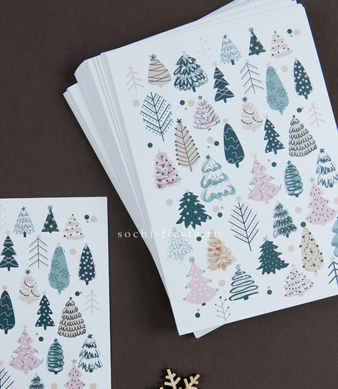 новогодняя корзина с амариллисом и пихтой для ростовского корпоративного подарка