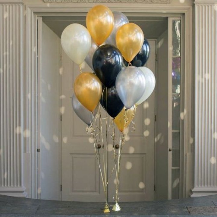 Фонтан шаров "Фаерворк" в Ростове-на-Дону