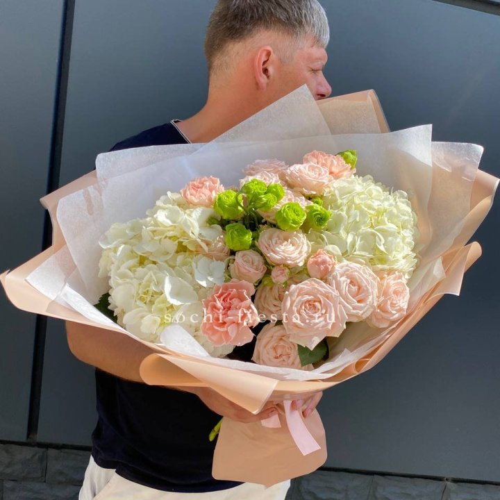 Авторский букет "Нежный крем" в Ростове-на-Дону