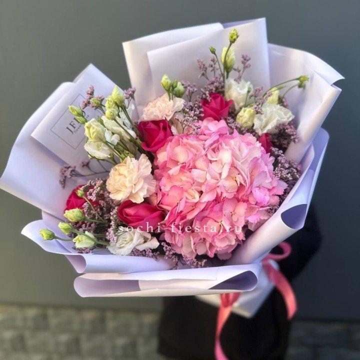 Гортензия "Перпил" в Ростове-на-Дону