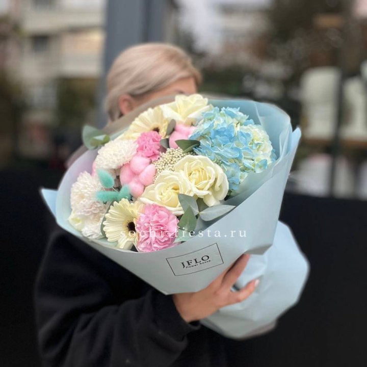  Букет  "Твои глаза" в Ростове-на-Дону