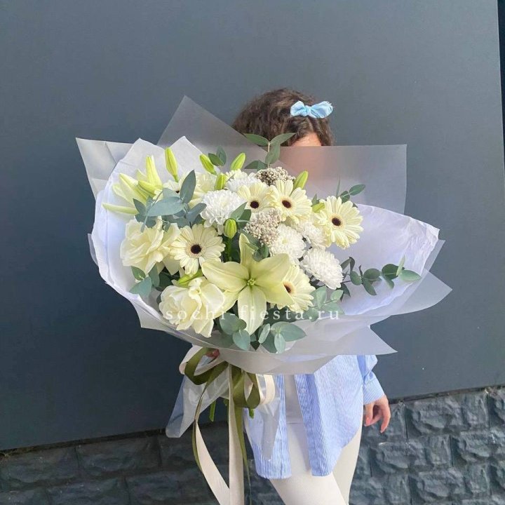 Букет с лилией и герберой в Ростове-на-Дону