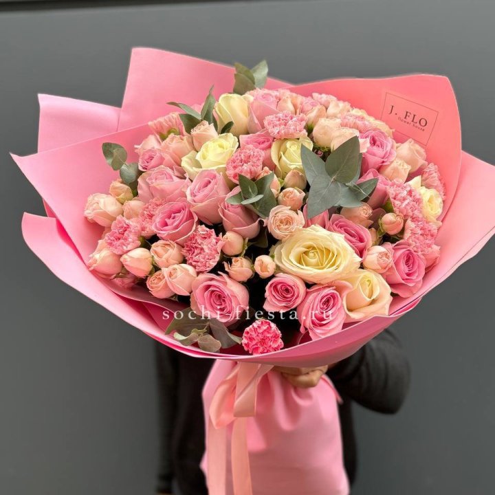 Нежный гигант в Ростове-на-Дону