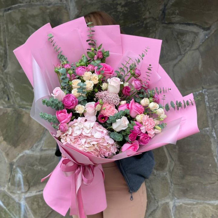 Дизайнерский букет "Паулина" в Ростове-на-Дону