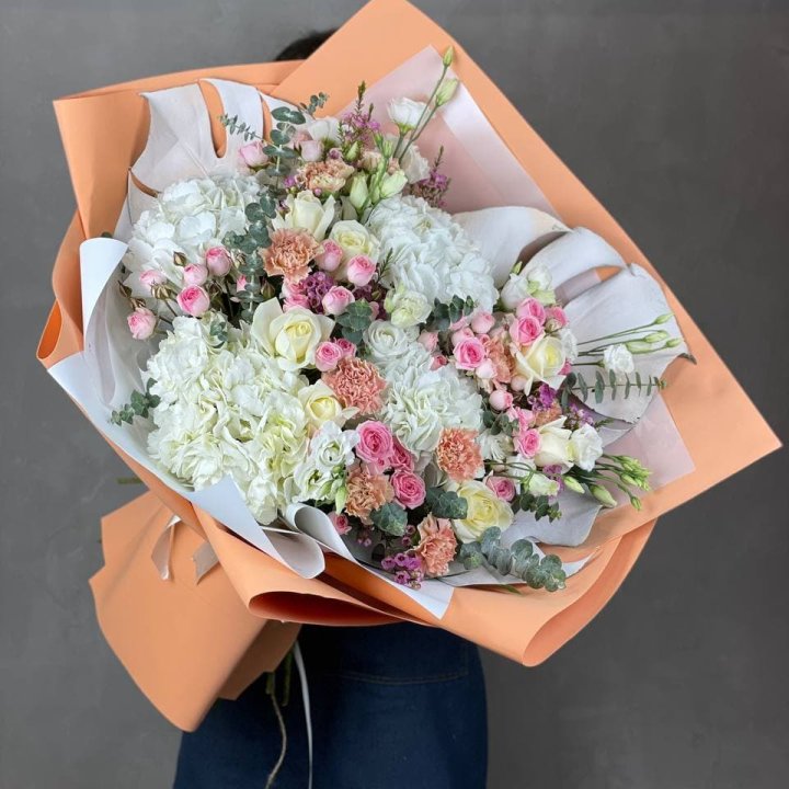 Макси-букет кремовый в Ростове-на-Дону