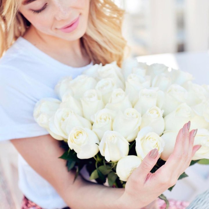 Букет высоких роз "Облака" в Ростове-на-Дону