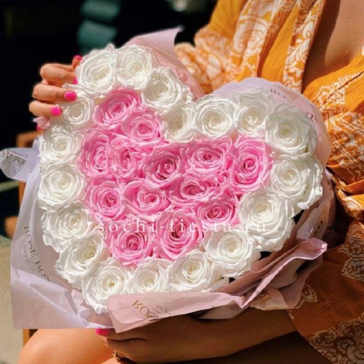 Бокс сердце с розами №2 в Ростове-на-Дону