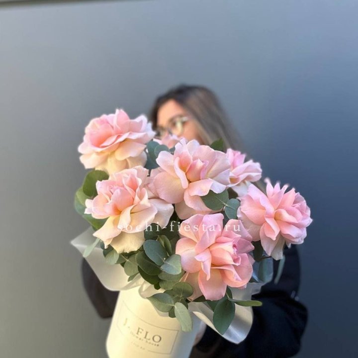 Французские роз в боксе в Ростове-на-Дону