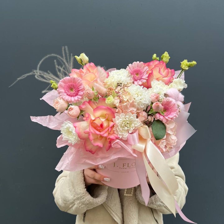 Бокс "Нежный поцелуй" в Ростове-на-Дону