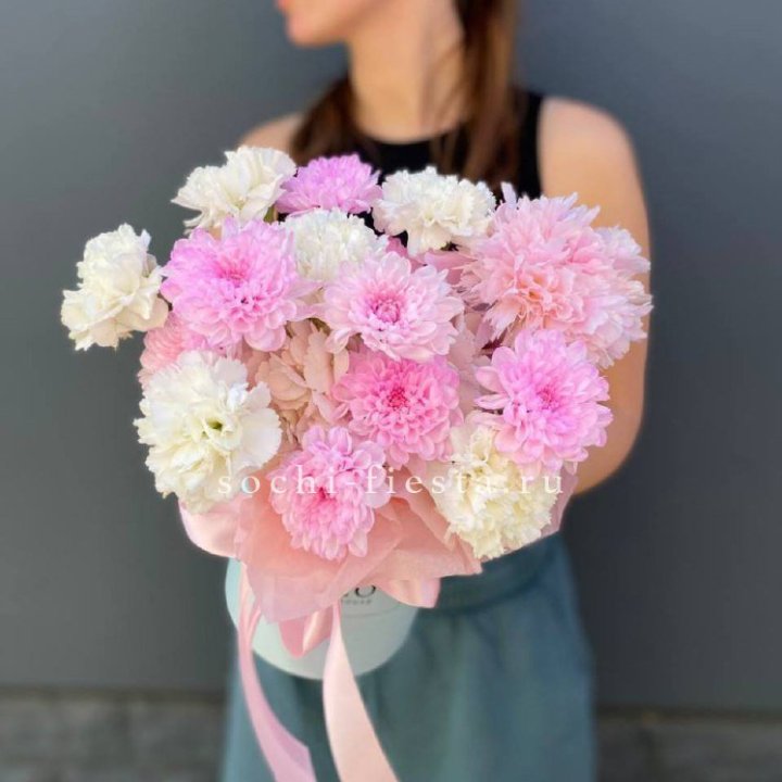 Коробка с цветами "Фиона" в Ростове-на-Дону