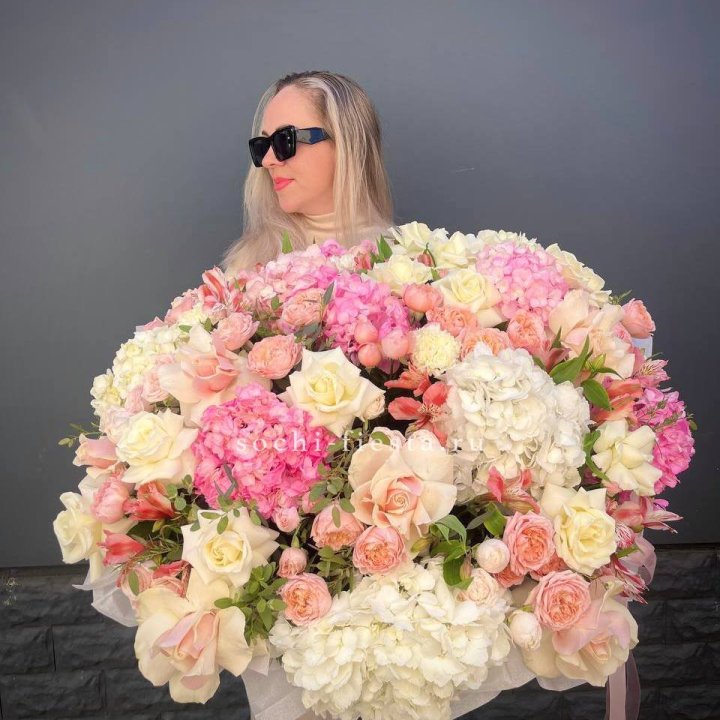 Корзина "Волшебная фиэрия" в Ростове-на-Дону