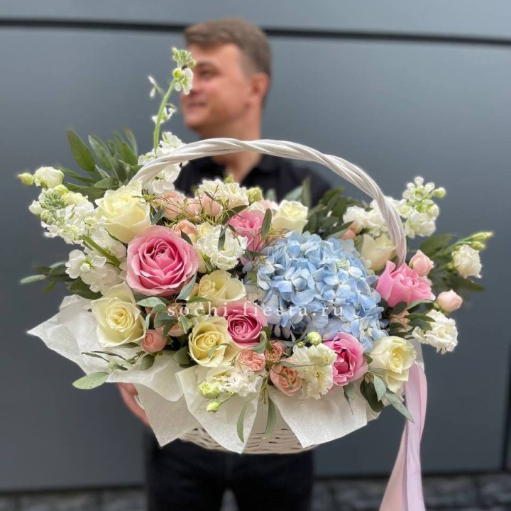 Авторская корзина "Аполинария" в Ростове-на-Дону