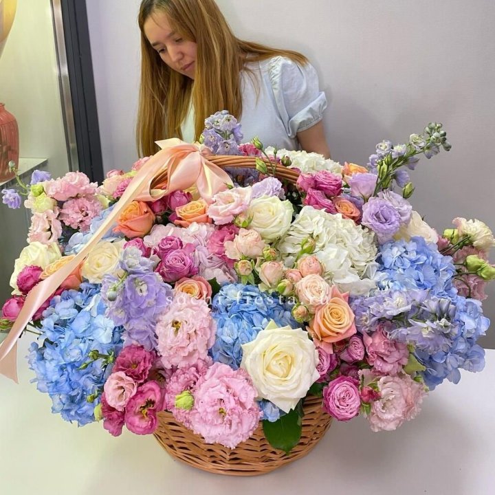 Авторская корзина "Экстра" в Ростове-на-Дону