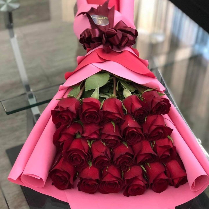21 красная роза "Элеганс" в Ростове-на-Дону