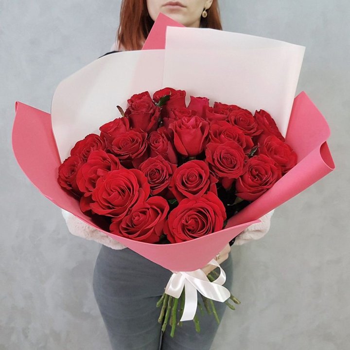 25 Красных роз рози вайт в Ростове-на-Дону
