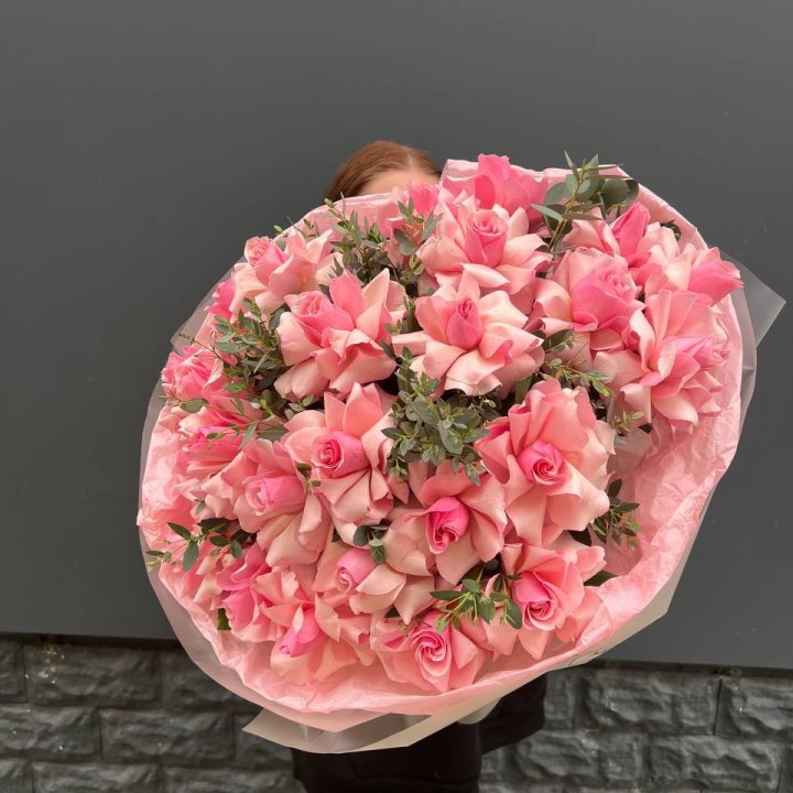  25 розовых французских роз в Ростове-на-Дону