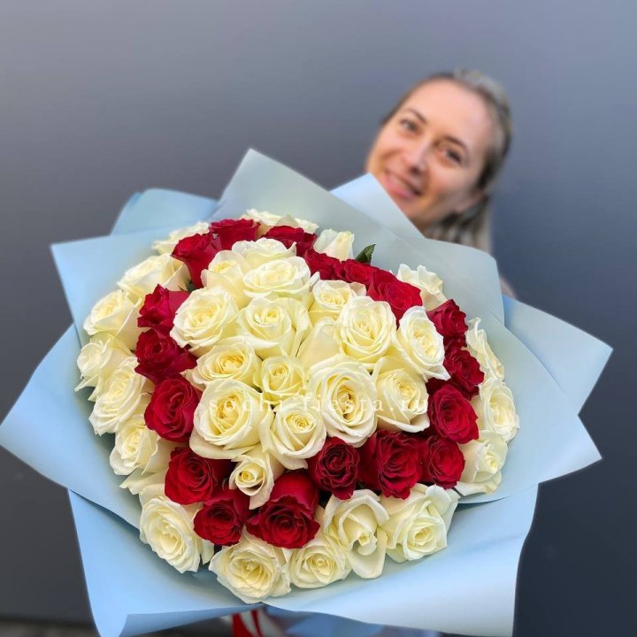 51 роза "Сердце" в Ростове-на-Дону