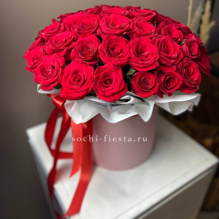 Красные розы 51шт  в коробке в Ростове-на-Дону