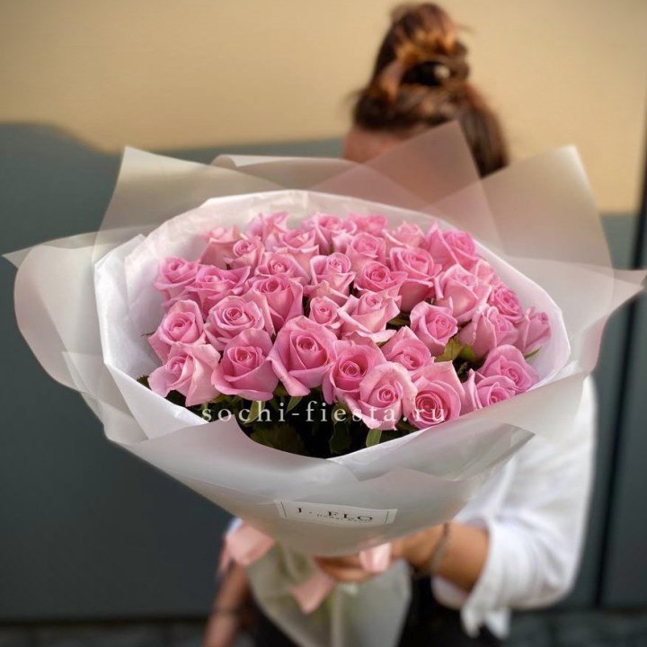 Букет розовых роз  в Ростове-на-Дону