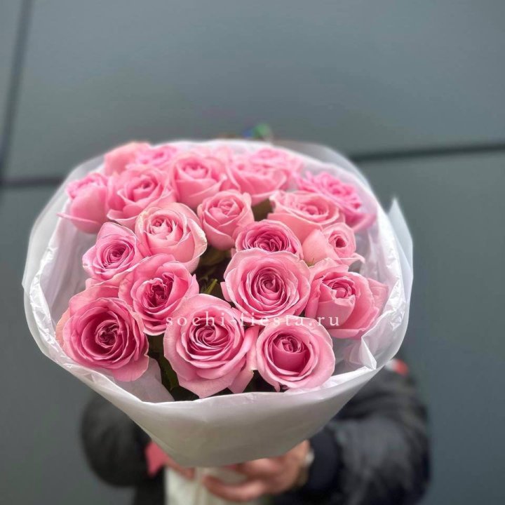 21 Розовая роза в белом в Ростове-на-Дону
