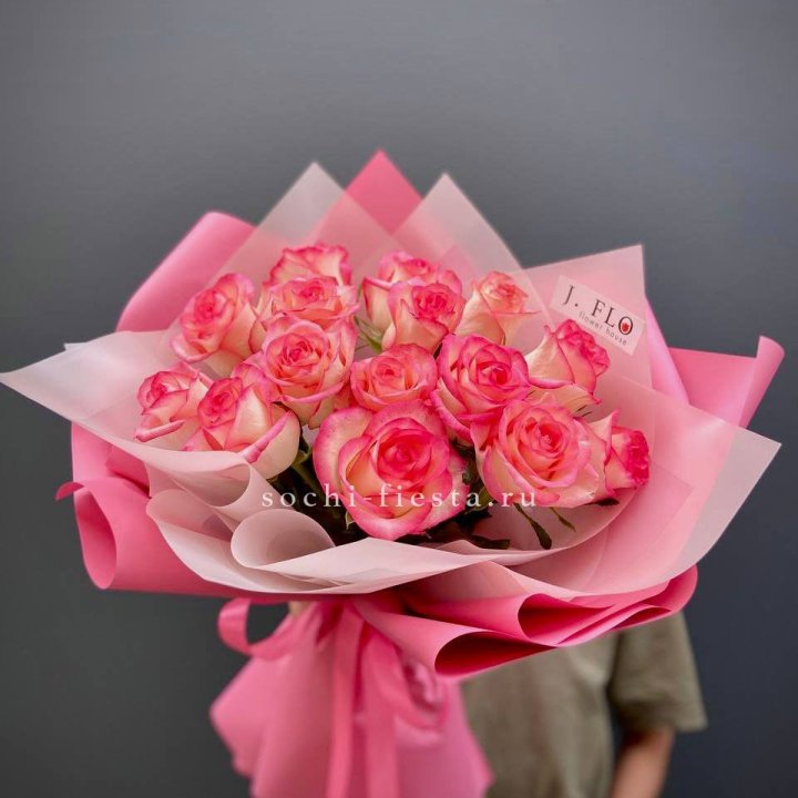 15 роз "Джумилия" в Ростове-на-Дону