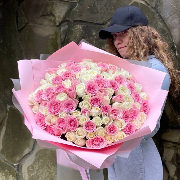 101 роза Миксбери в Ростове-на-Дону