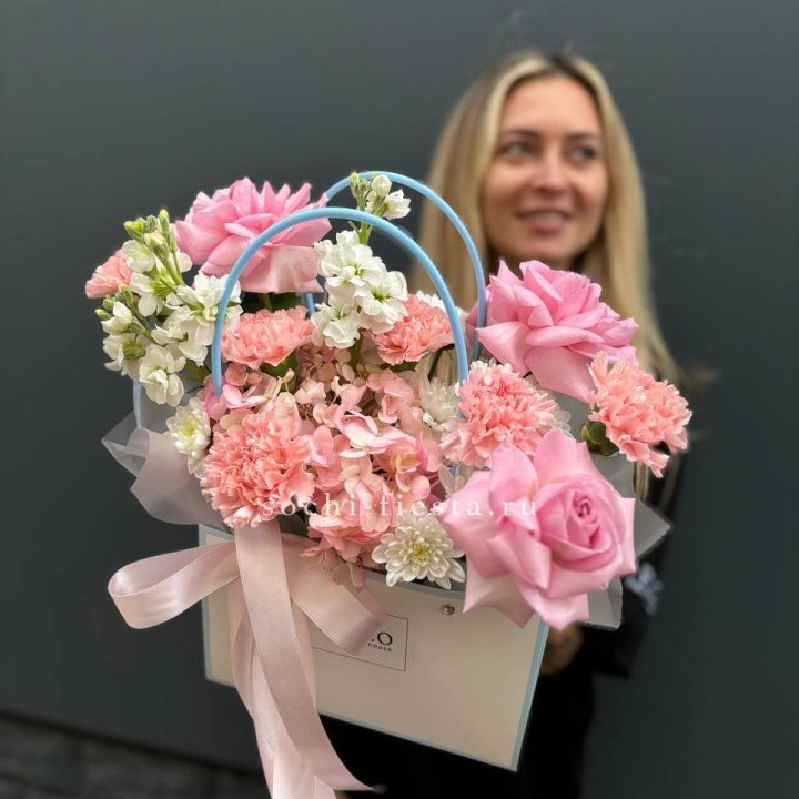 Сумочка "Бал цветов" в Ростове-на-Дону