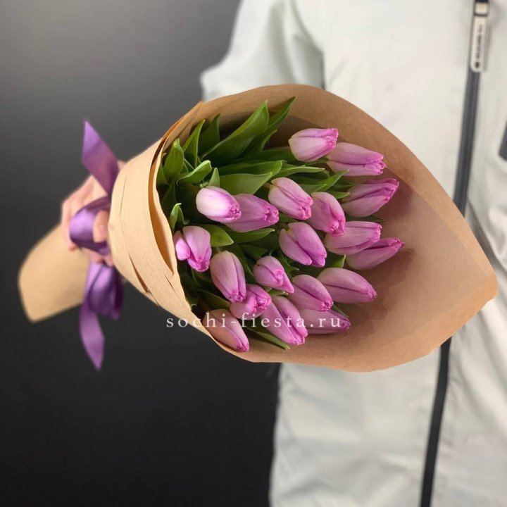 19 розовых  тюльпанов в Ростове-на-Дону